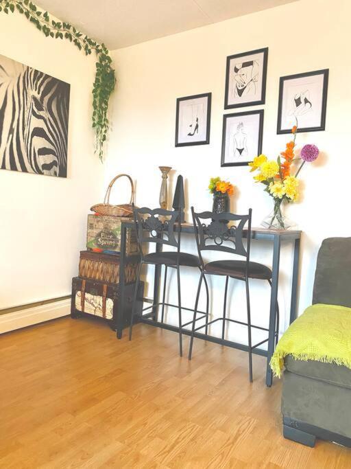 ケベックシティEntire Loft - Elevator - Balcony - Free P - 10M Downtownアパートメント エクステリア 写真